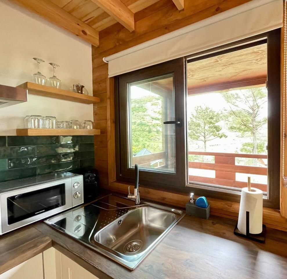 Mountain Eco Shelter 7 Ξενοδοχείο Φουνκάλ Εξωτερικό φωτογραφία